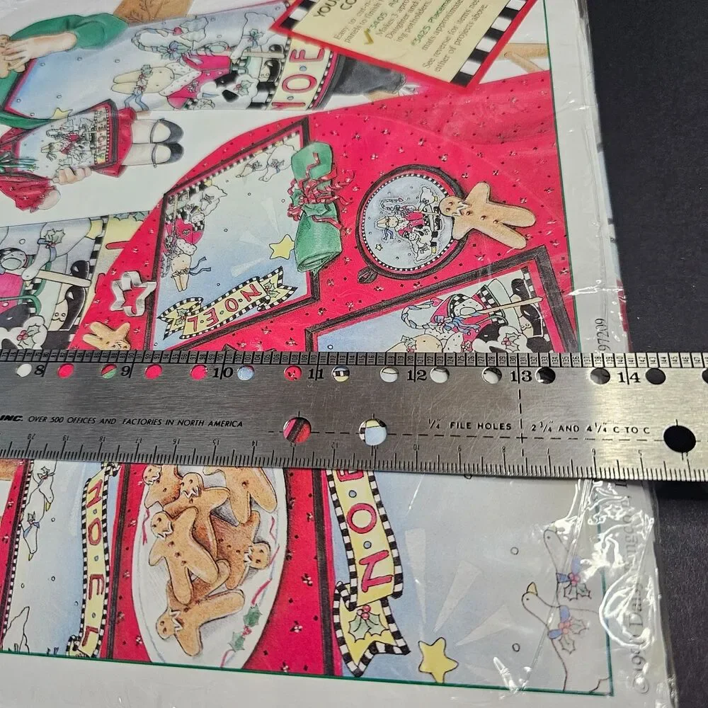Daisy Kingdom Holiday Noel Collection Craft Kit Aprons and Placements Christmas